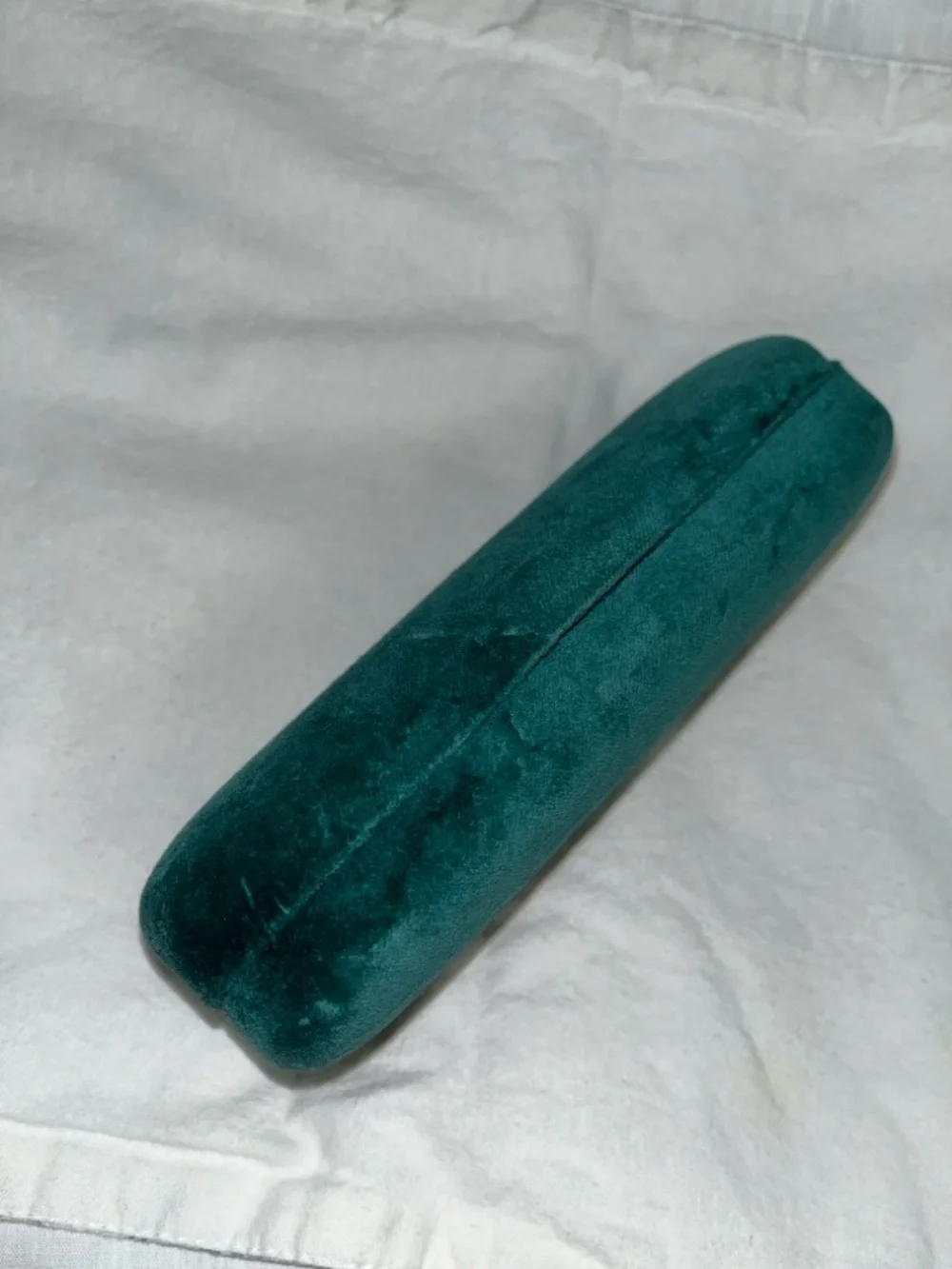 GUCCI AUTHENTIC DESIGNER GREEN VELVET CLAM SHELL EYEGLASS CASE - Picture 4 of 8